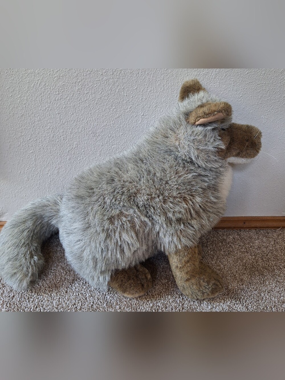Folkmanis Coyote - Large Full Body Plush 18" Tall Hand Puppet Woodlands Play - Picture 3 of 6